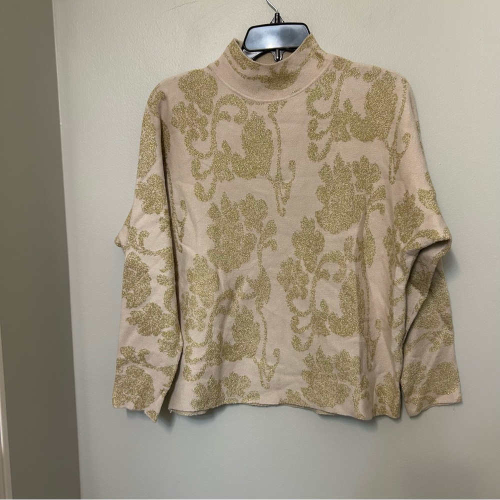 Sioni Winter White Gold Metallic‎ Long Sleeve Sweater Women's Size Medium EUC